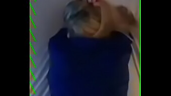 Maman Blonde Sexy Devient Humide Et Sauvage Avec Son Fils